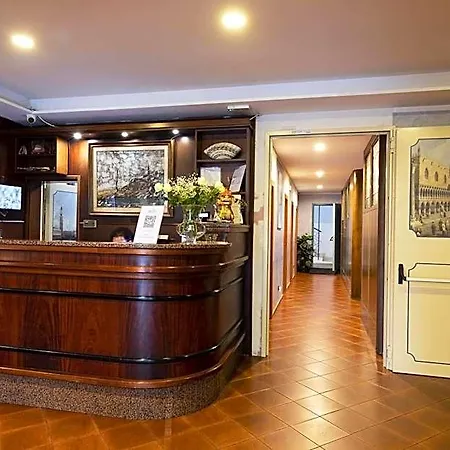 Vienna Hotell Marghera