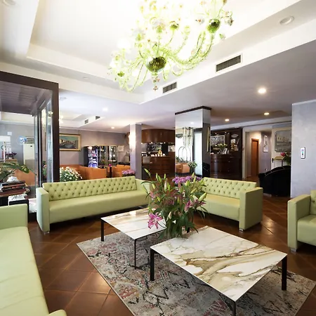 Vienna Hotel