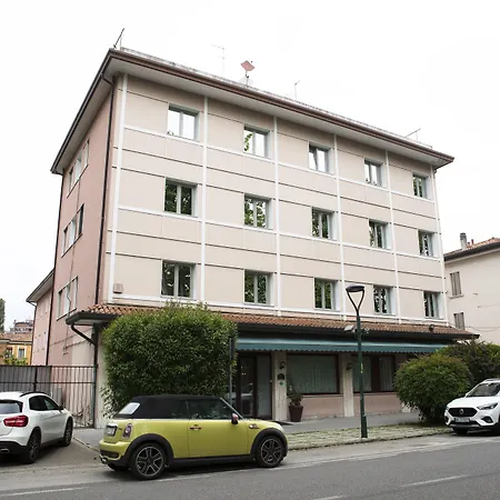 Vienna 3*